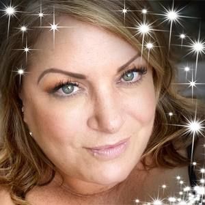 Meet your Posher, Jenn